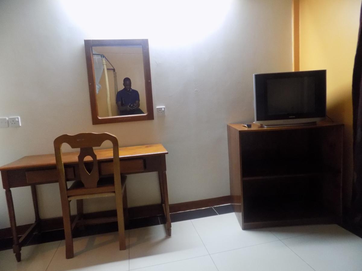 Kayegi Hotel Mbale Екстер'єр фото