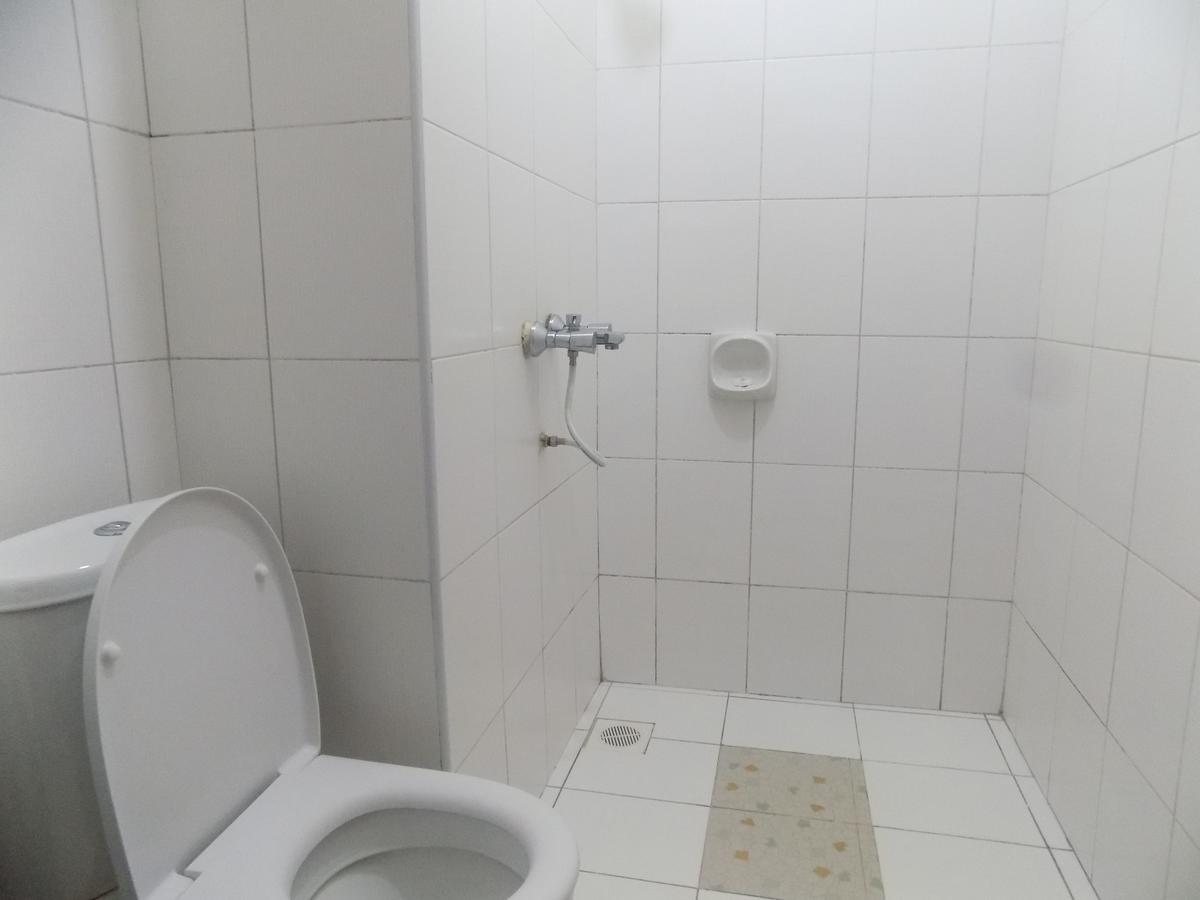 Kayegi Hotel Mbale Екстер'єр фото