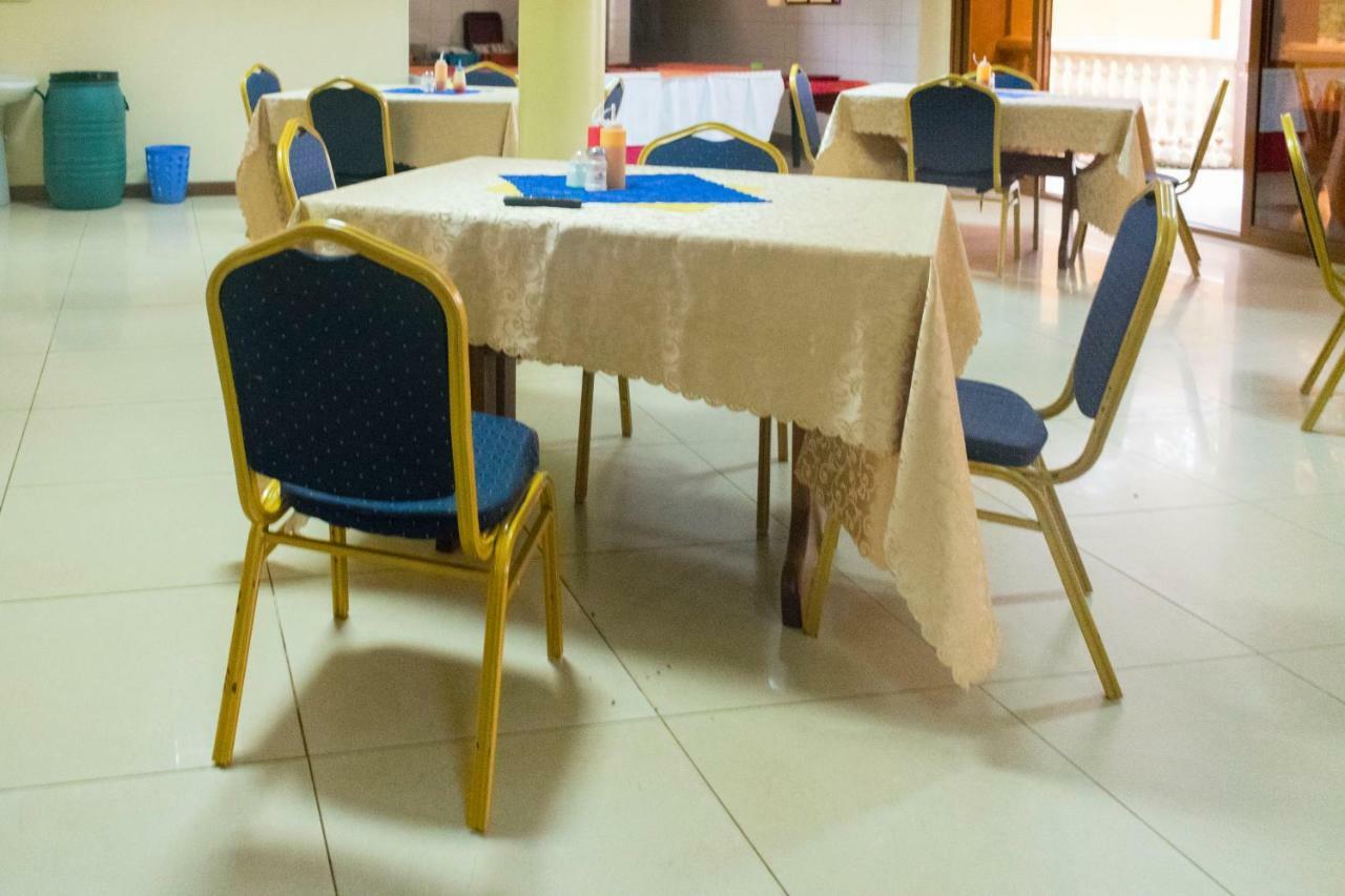 Kayegi Hotel Mbale Екстер'єр фото