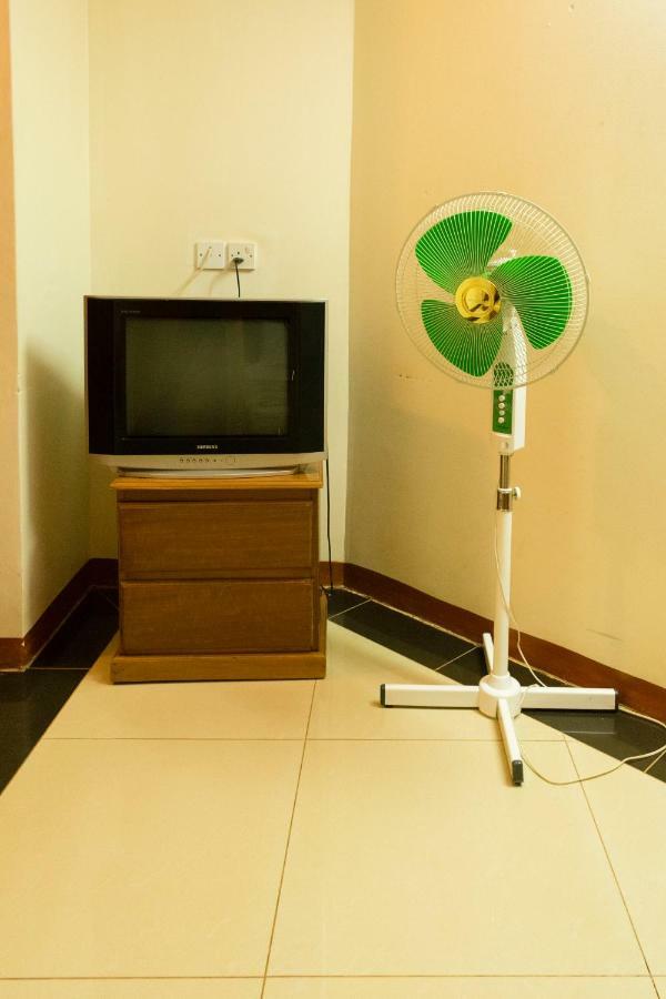 Kayegi Hotel Mbale Екстер'єр фото
